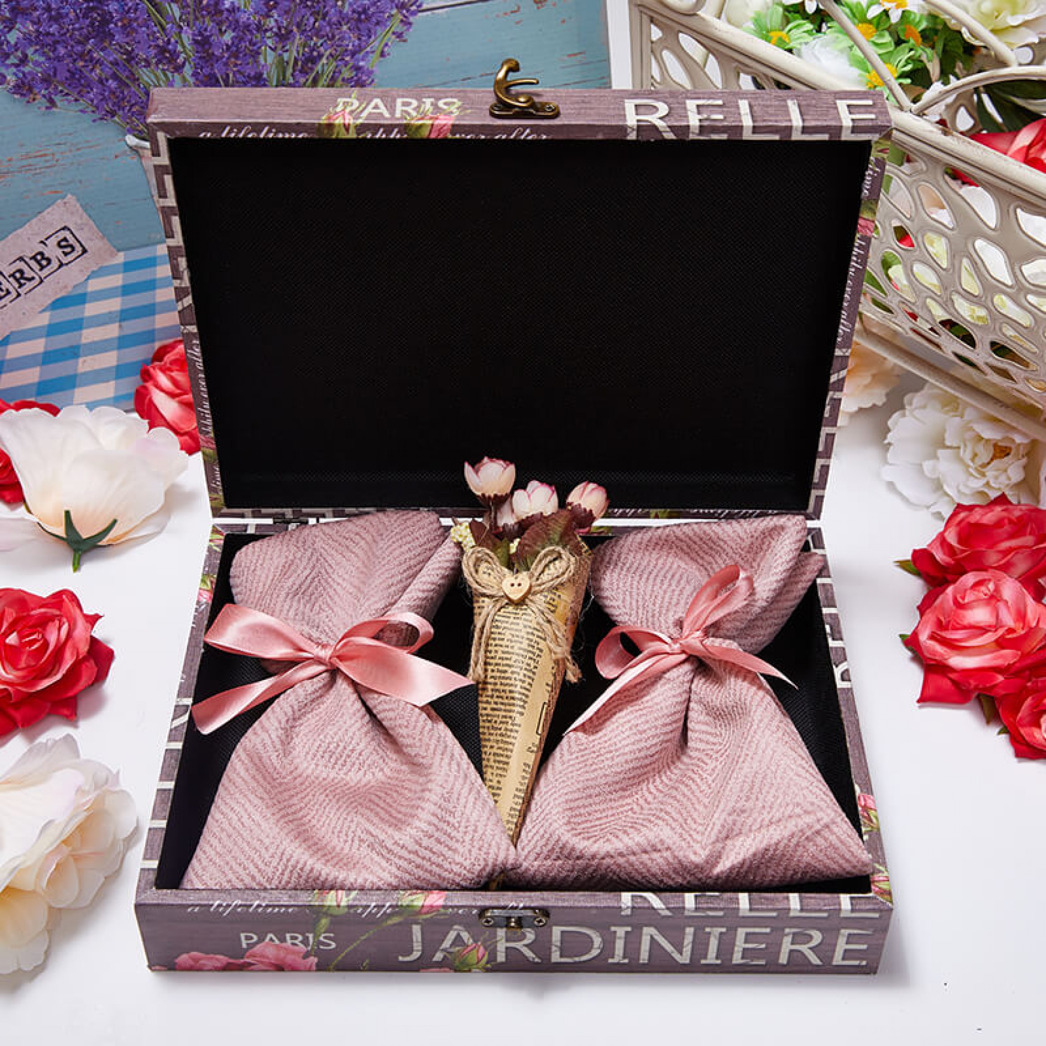 Нежный подарочный набор «Розарий»