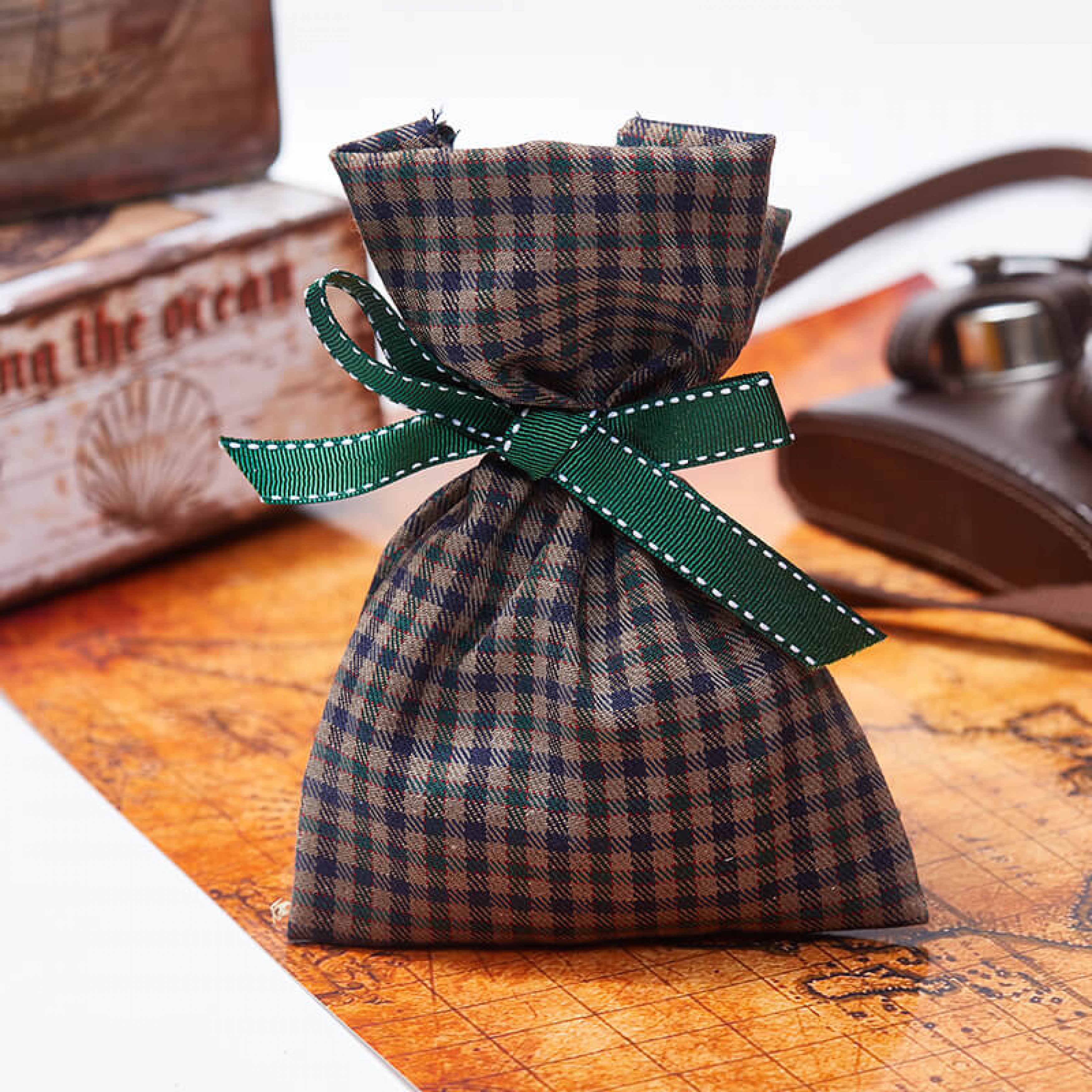 Сладкий подарочный набор «Клетка»