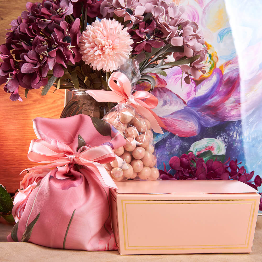 Подарочный набор «Цветы на розовом»