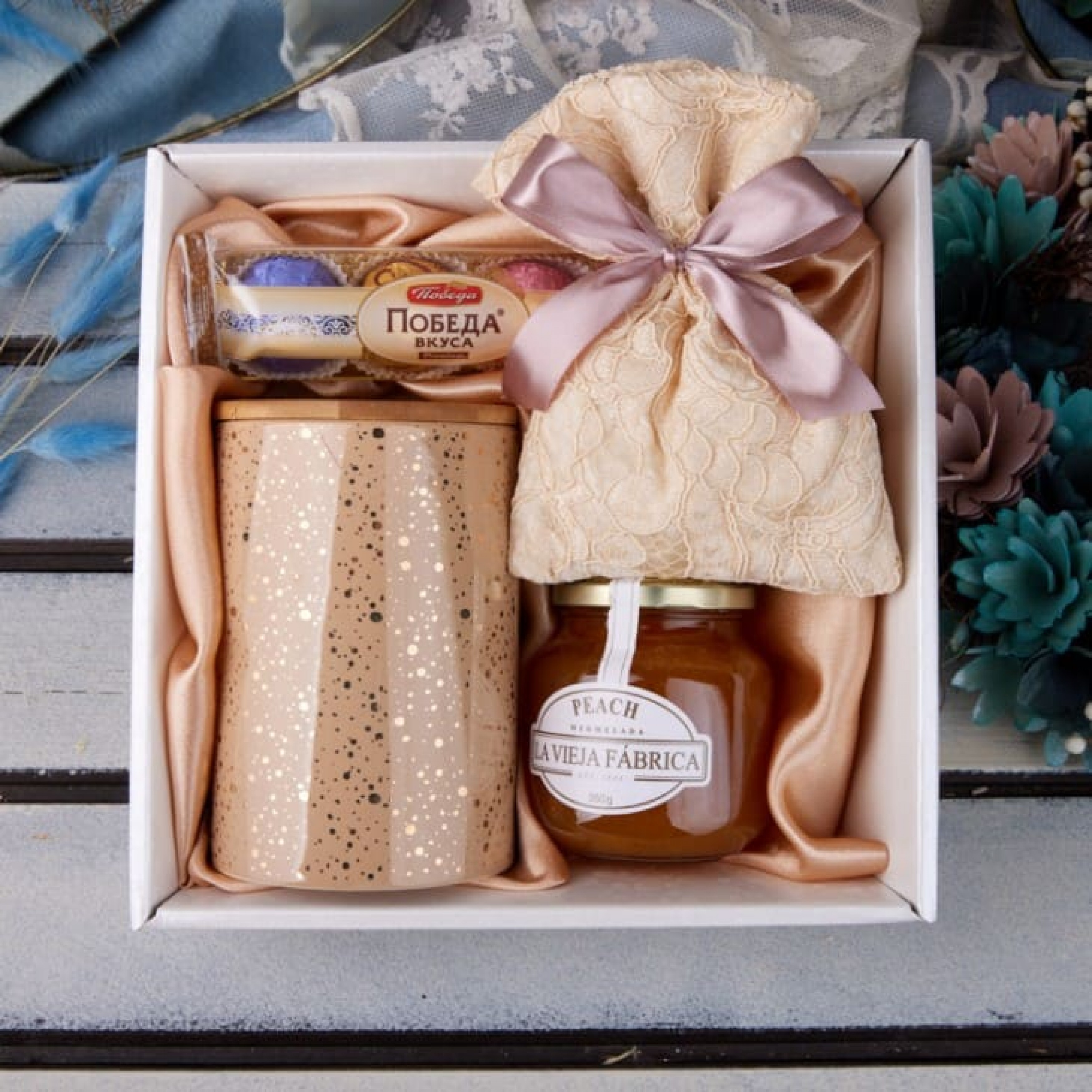 ПОДАРОЧНЫЙ НАБОР «ЛАТТЕ»