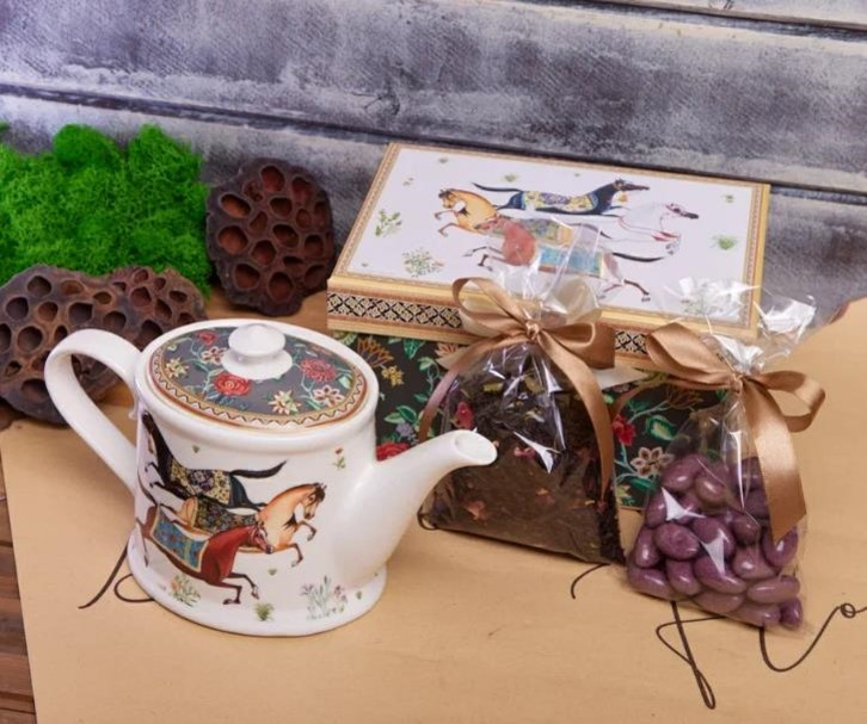 ПОДАРОЧНЫЙ НАБОР «ВОСТОЧНЫЙ СКАКУН» ПОДАРОЧНЫЙ НАБОР «ВОСТОЧНЫЙ СКАКУН»