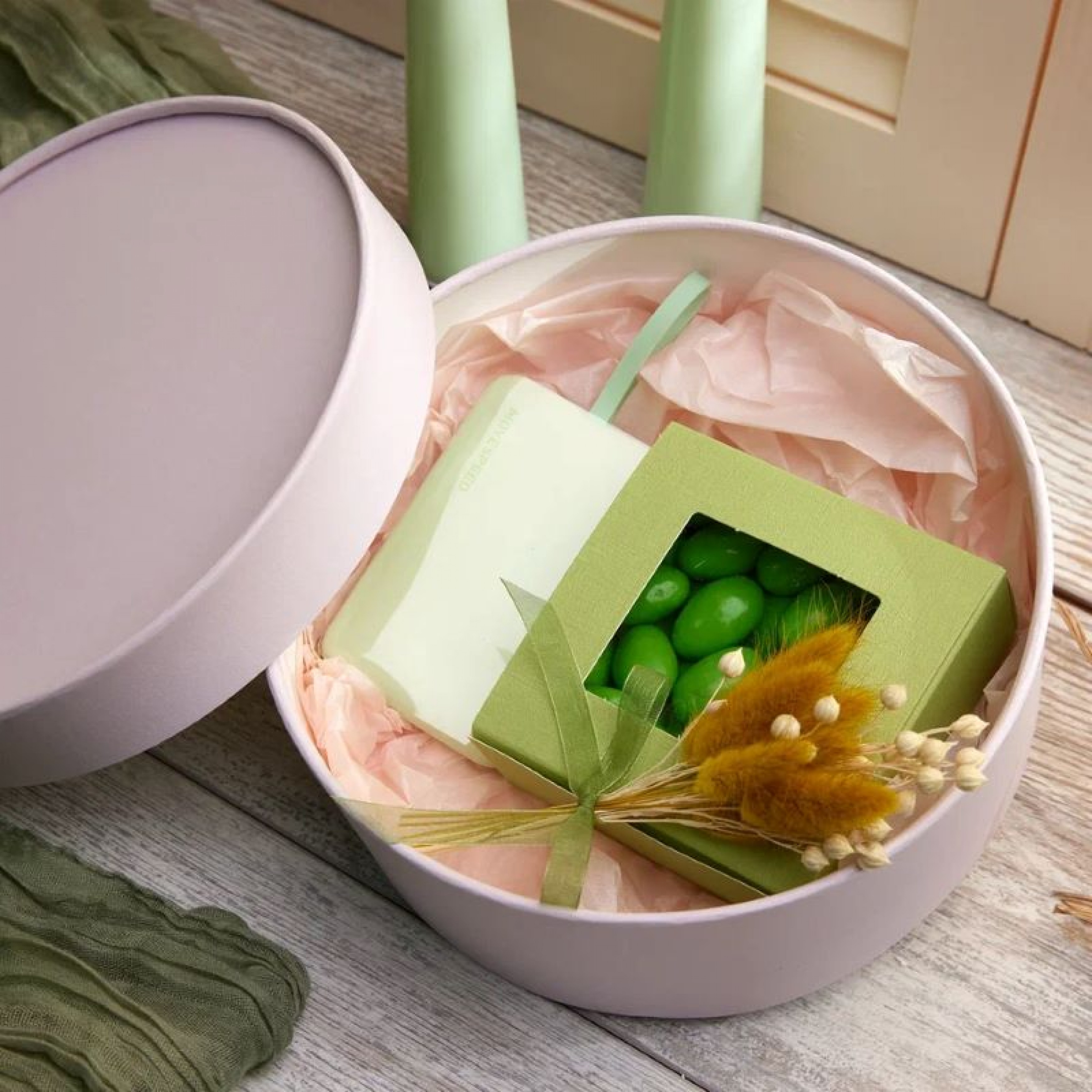 Подарочный набор "ЗАРЯЖАЙСЯ"